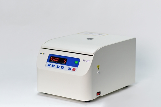조용하고 효율적인 Labtech 테이블 상단 저속 원심 분기 최대 속도 4000 RPM 및 소음 수준 ≤55dB ((A)